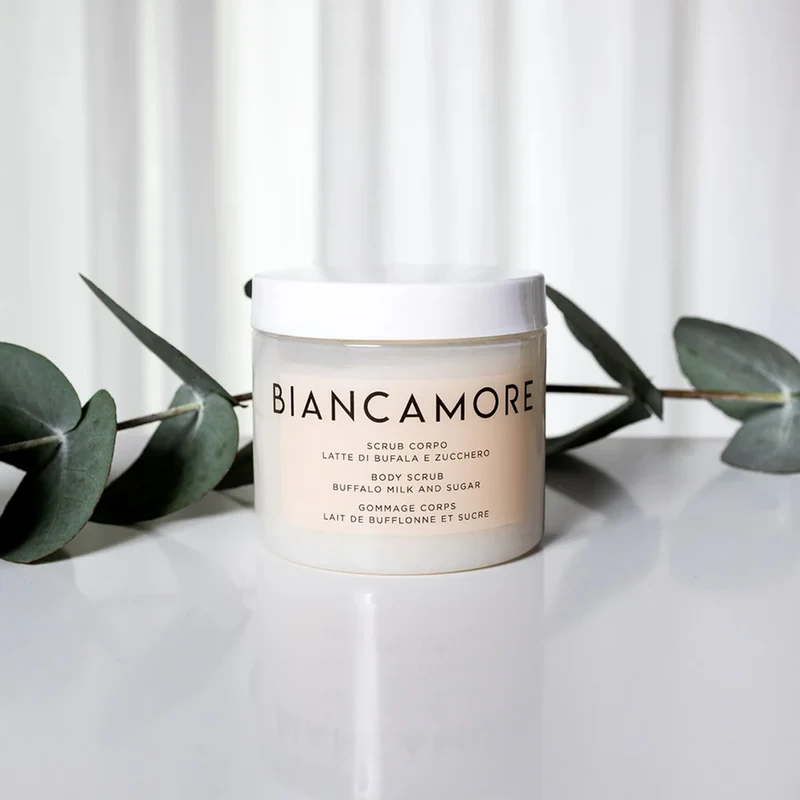 BIANCAMORE Scrub con latte di bufala e zucchero