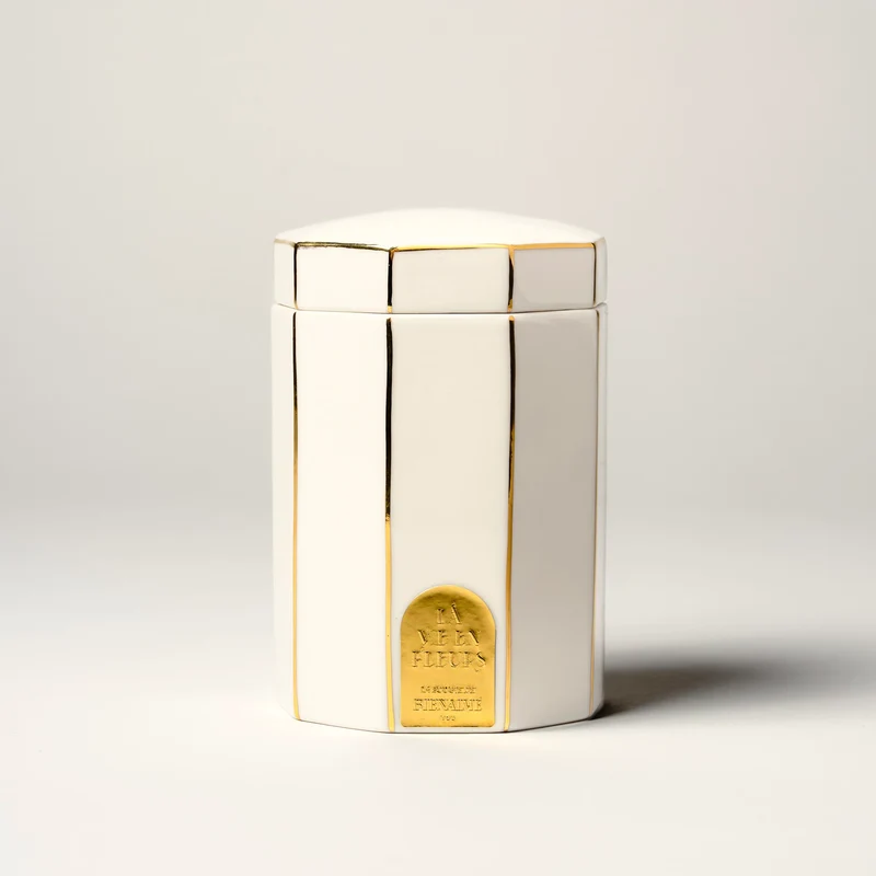Bienaimé THE CANDLE - LA VIE EN FLEURS