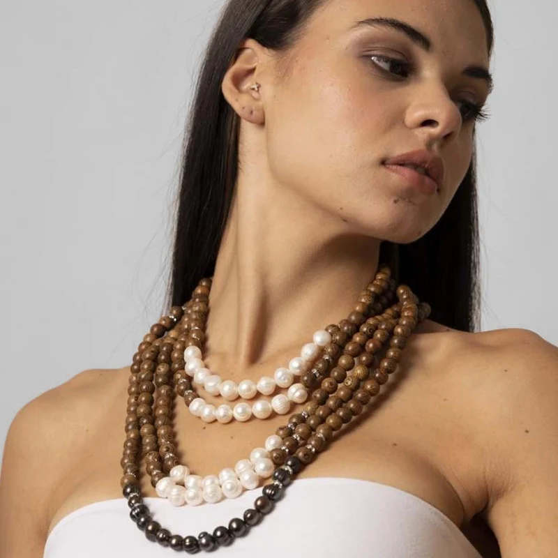 CENTOPERCENTO CACHEMIRE Collana multi fili cocco e perle