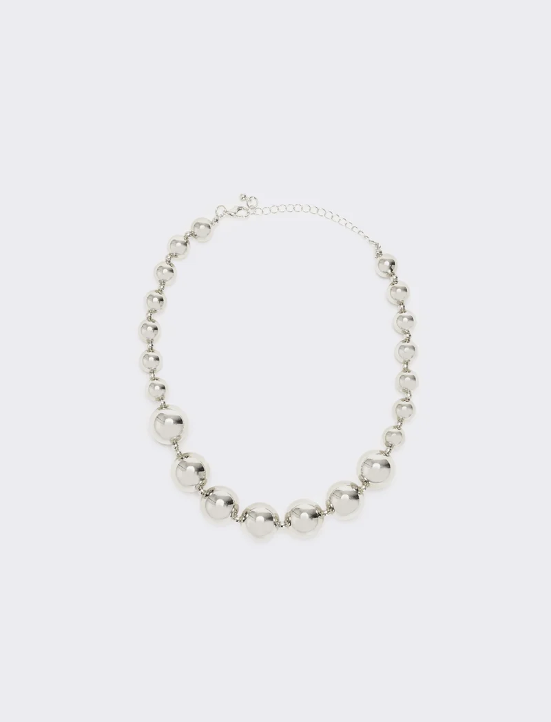 Collana con perle metal di varie dimensioni - Argento