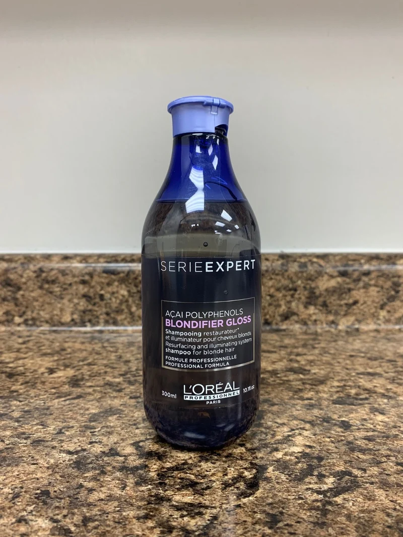L'oréal Professionnel Serie Expert Blondifier Gloss Shampoo illuminante 300 ml — Shampoo